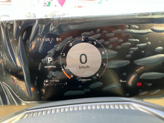 デリカミニ T プレミアム 届け出済未使用車 ターボ マイパイロット 全周囲カメラ ETC2.0 スマートキー ルーフレール 両側電動スライドドア クリアランスソナー レーンアシスト 衝突被害軽減 LED アイドリングストップ(31枚目)