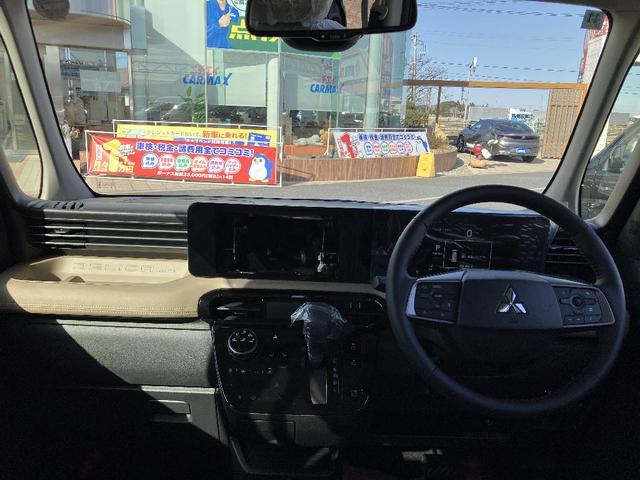 デリカミニ T プレミアム 届け出済未使用車 ターボ マイパイロット 全周囲カメラ ETC2.0 スマートキー ルーフレール 両側電動スライドドア クリアランスソナー レーンアシスト 衝突被害軽減 LED アイドリングストップ(5枚目)