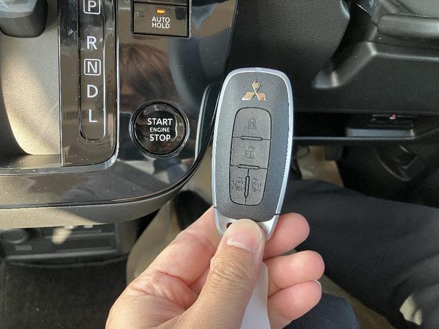 デリカミニ T プレミアム 届け出済未使用車 ターボ マイパイロット 全周囲カメラ ETC2.0 スマートキー ルーフレール 両側電動スライドドア クリアランスソナー レーンアシスト 衝突被害軽減 LED アイドリングストップ(8枚目)