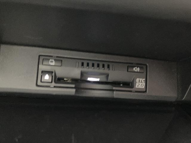 ＮＸ ＮＸ３００　Ｆスポーツ　４ＷＤ　サンルーフ　ＴＲＤマフラー　パノラミックビューモニター　純正ナビ　ＴＶ　スマートキー　レーダークルコン　レーンアシスト　衝突被害軽減　オートマチックハイビーム　ＬＥＤ　パワーバックドア　ＥＴＣ（14枚目）