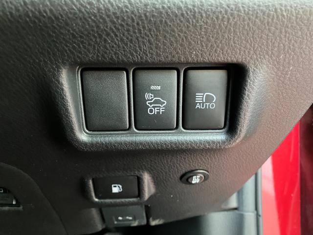Ｃ－ＨＲ Ｇ　モデリスタエアロ　トヨタセーフティセンス　ナビ　ＴＶ　バックカメラ　スマートキー　ＥＴＣ　レーダークルコン　クリアランスソナー　レーンアシスト　衝突被害軽減　オートマチックハイビーム　ＬＥＤ　ＢＳＭ（11枚目）