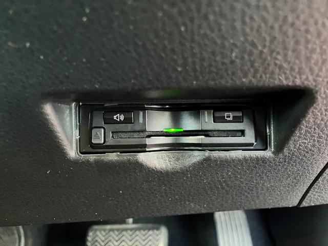 Ｃ－ＨＲ Ｇ　モデリスタエアロ　トヨタセーフティセンス　ナビ　ＴＶ　バックカメラ　スマートキー　ＥＴＣ　レーダークルコン　クリアランスソナー　レーンアシスト　衝突被害軽減　オートマチックハイビーム　ＬＥＤ　ＢＳＭ（12枚目）