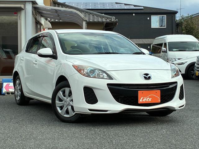 アクセラスポーツ ２０Ｃ－スカイアクティブ　７インチナビ／ワンセグ／ＣＤ／ＤＶＤ／Ｂｌｕｅｔｏｏｔｈ／オートエアコン／ＥＴＣ／ステアリングリモコン／サイドバイザー／フロアマット／トノカバー／メンテナンスノート／取扱説明書／（4枚目）