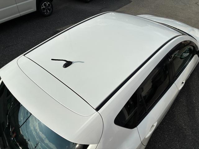 アクセラスポーツ ２０Ｃ－スカイアクティブ　７インチナビ／ワンセグ／ＣＤ／ＤＶＤ／Ｂｌｕｅｔｏｏｔｈ／オートエアコン／ＥＴＣ／ステアリングリモコン／サイドバイザー／フロアマット／トノカバー／メンテナンスノート／取扱説明書／（23枚目）