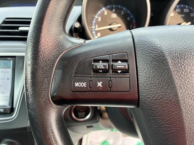 アクセラスポーツ ２０Ｃ－スカイアクティブ　７インチナビ／ワンセグ／ＣＤ／ＤＶＤ／Ｂｌｕｅｔｏｏｔｈ／オートエアコン／ＥＴＣ／ステアリングリモコン／サイドバイザー／フロアマット／トノカバー／メンテナンスノート／取扱説明書／（41枚目）