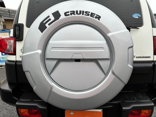 ＦＪクルーザー ベースグレード　純正ナビ・バックカメラ・ＥＴＣ・サイドステップ・外装ブラックカラーパッケージ仕様・ＪＡＯＳフロントバンパーエクステンション・ヒッチメンバー・デフロック・アクティブトラクションコントロール・タイヤカバー（22枚目）