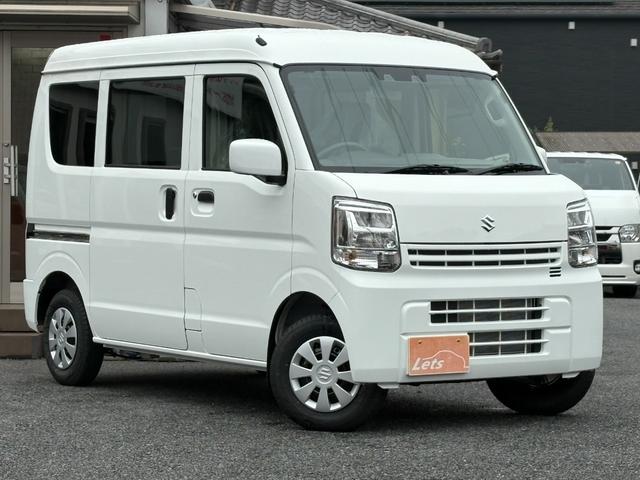 エブリイ ＰＣ　届済未使用車／７インチワイドナビ／ＭＤＭＩ／視聴可／Ｂカメラ／ＥＴＣ／ＬＥＤヘッドライト／運転席シートヒーター／キーレス／ＵＳＢ電源ソケット／衝突軽減装置／コーナーセンサー／車線逸脱期機能（3枚目）