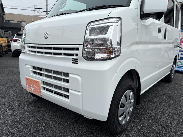 エブリイ ＰＣ　届済未使用車／７インチワイドナビ／ＭＤＭＩ／視聴可／Ｂカメラ／ＥＴＣ／ＬＥＤヘッドライト／運転席シートヒーター／キーレス／ＵＳＢ電源ソケット／衝突軽減装置／コーナーセンサー／車線逸脱期機能（8枚目）