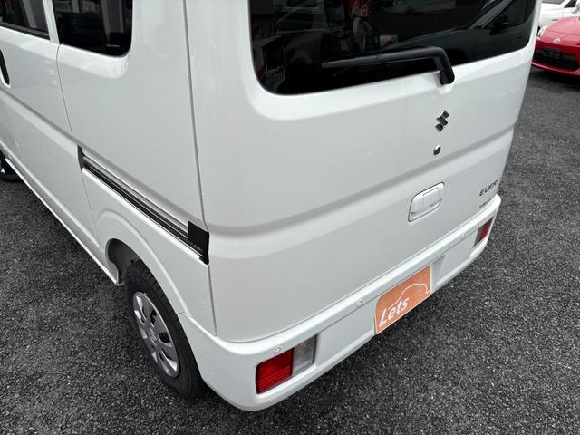 エブリイ ＰＣ　届済未使用車／７インチワイドナビ／ＭＤＭＩ／視聴可／Ｂカメラ／ＥＴＣ／ＬＥＤヘッドライト／運転席シートヒーター／キーレス／ＵＳＢ電源ソケット／衝突軽減装置／コーナーセンサー／車線逸脱期機能（26枚目）