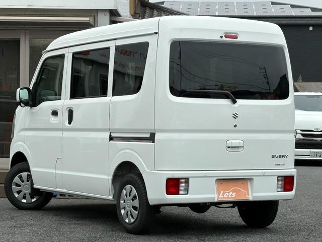 エブリイ ＰＣ　届済未使用車／７インチワイドナビ／ＭＤＭＩ／視聴可／Ｂカメラ／ＥＴＣ／ＬＥＤヘッドライト／運転席シートヒーター／キーレス／ＵＳＢ電源ソケット／衝突軽減装置／コーナーセンサー／車線逸脱期機能（28枚目）