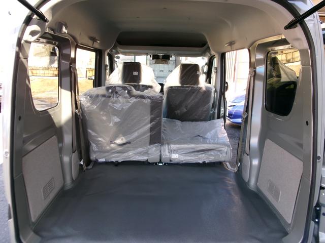 エブリイ ＰＣ　届済未使用車／７インチワイドナビ／ＭＤＭＩ／視聴可／Ｂカメラ／ＥＴＣ／ＬＥＤヘッドライト／運転席シートヒーター／キーレス／ＵＳＢ電源ソケット／衝突軽減装置／コーナーセンサー／車線逸脱期機能（38枚目）