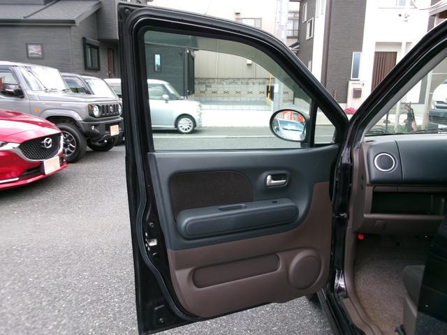 ＭＲワゴン ウィット　ＧＳ　純正フロアマット・純正サイドバイザー・ＥＴＣ・光軸調整可・ＣＤ再生可・パワーウィンドウ・フォグライト・電動格納ミラー・マニュアルエアコン・パワーステアリング・純正アルミホイール・スペアタイヤ・キーレス（52枚目）