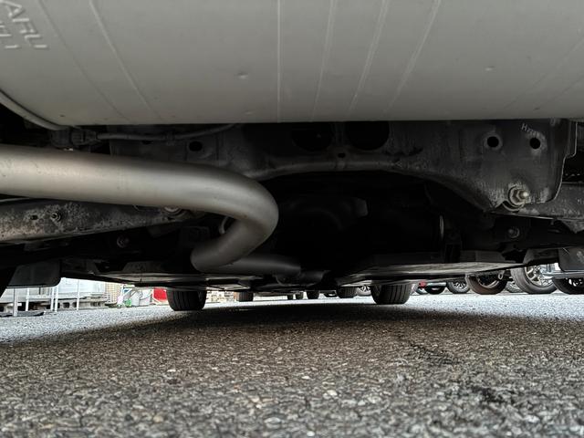 インプレッサスポーツ 2.0i-Lアイサイト 純正8インチナビ・フルセグ・バックカメラ・サイドカメラ・ETC・ドラレコ・BLIS・クルコン・衝突軽減ブレーキ・レーンキープ・アイドリングストップ・横滑り防止・ヒルホールド・SRH・RAB・nanoe(29枚目)