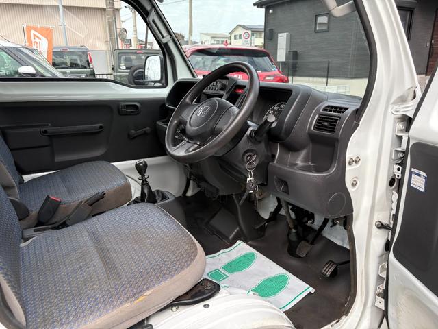 アクティトラック 　５速マニュアル　ワンオーナー　　大型鳥居　ラジオデッキ　ＥＴＣ　スペアキー　禁煙車　４ＷＤ　電動リフト　デフロック（42枚目）