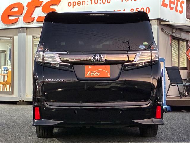 ヴェルファイア ２．５Ｚ　Ａエディション　ゴールデンアイズ　両側パワースライドドア　サンルーフ　カロッツェリア９インチナビ　アルパイン後席モニター　Ｂカメラ　ＥＴＣ　フルセグＴＶ　スペアキー　ドラレコ　禁煙車　ＤＶＤ／ＣＤ再生　ＨＩＤヘッドライト　オートライト（12枚目）