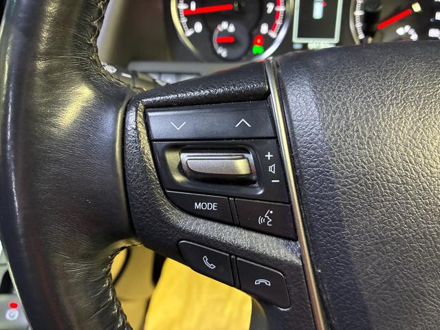 ヴェルファイア ２．５Ｚ　Ａエディション　ゴールデンアイズ　両側パワースライドドア　サンルーフ　カロッツェリア９インチナビ　アルパイン後席モニター　Ｂカメラ　ＥＴＣ　フルセグＴＶ　スペアキー　ドラレコ　禁煙車　ＤＶＤ／ＣＤ再生　ＨＩＤヘッドライト　オートライト（39枚目）