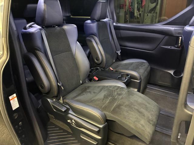 ヴェルファイア ２．５Ｚ　Ａエディション　ゴールデンアイズ　両側パワースライドドア　サンルーフ　カロッツェリア９インチナビ　アルパイン後席モニター　Ｂカメラ　ＥＴＣ　フルセグＴＶ　スペアキー　ドラレコ　禁煙車　ＤＶＤ／ＣＤ再生　ＨＩＤヘッドライト　オートライト（60枚目）