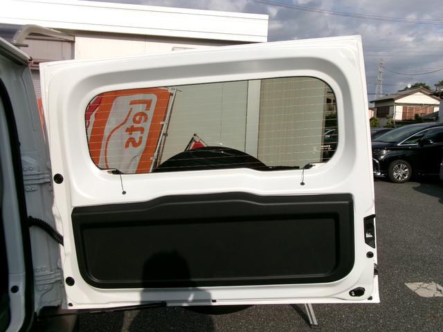 ジムニー XC 届出済未使用車・オープンカントリー・社外アルミ・9インチナビ・Bカメラ・純正マットフラップ・クルコン・純正バイザー・純正フロアマット・コーナーセンサー・車線逸脱・DVD再生・Bluetooth接続可(63枚目)