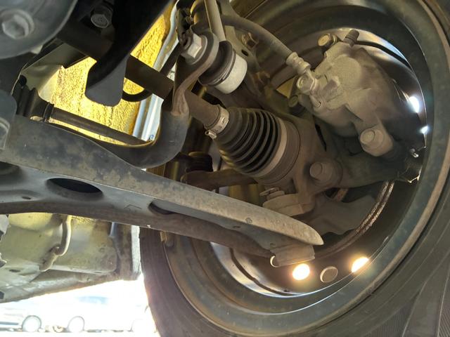 ウェイク Ｌ　ＳＡ　７インチナビ・ワンセグ・ＣＤ再生・ＫＥＮＷＯＯＤミラー型ドラレコ・ＥＴＣ・サイドバイザー・片側パワースライド・純正フロアマット・２０２４年タイヤ・フルフラットシート・オートエアコン・プッシュスタート（18枚目）