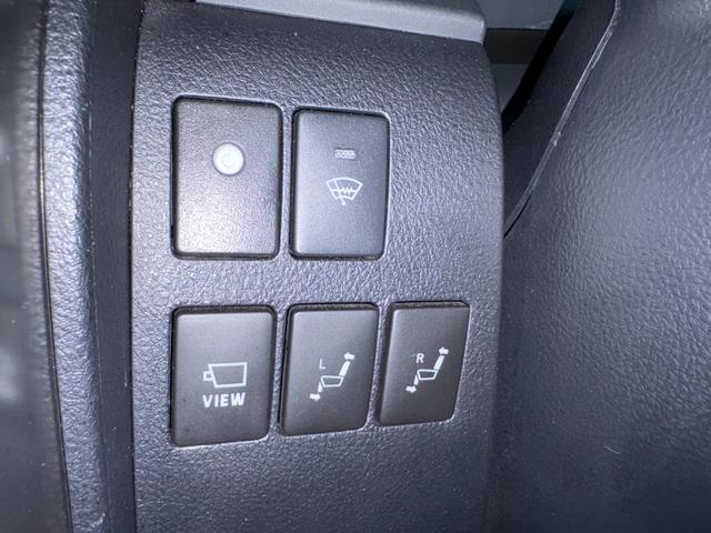 アルファードハイブリッド エグゼクティブラウンジＳ　ＷＡＬＤフルエアロ／ＷＡＬＤ２０インチＡＷ／サンルーフ／メーカーナビＬＢＬ／後席モニター／ビルシュタイン車高調／Ｂｉｏｔブレーキローター／本革シート／シートヒーター・ベンチレーション／衝突軽減装置／（32枚目）