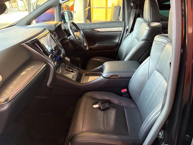 アルファードハイブリッド エグゼクティブラウンジＳ　ＷＡＬＤフルエアロ／ＷＡＬＤ２０インチＡＷ／サンルーフ／メーカーナビＬＢＬ／後席モニター／ビルシュタイン車高調／Ｂｉｏｔブレーキローター／本革シート／シートヒーター・ベンチレーション／衝突軽減装置／（45枚目）