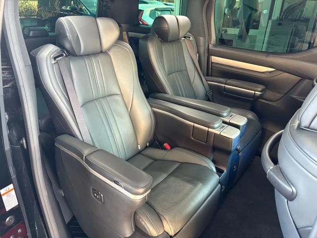 アルファードハイブリッド エグゼクティブラウンジＳ　ＷＡＬＤフルエアロ／ＷＡＬＤ２０インチＡＷ／サンルーフ／メーカーナビＬＢＬ／後席モニター／ビルシュタイン車高調／Ｂｉｏｔブレーキローター／本革シート／シートヒーター・ベンチレーション／衝突軽減装置／（52枚目）