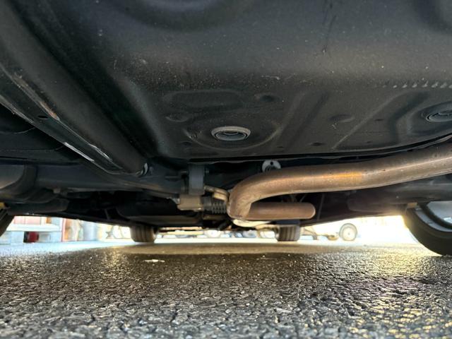 アルファードハイブリッド エグゼクティブラウンジＳ　ＷＡＬＤフルエアロ／ＷＡＬＤ２０インチＡＷ／サンルーフ／メーカーナビＬＢＬ／後席モニター／ビルシュタイン車高調／Ｂｉｏｔブレーキローター／本革シート／シートヒーター・ベンチレーション／衝突軽減装置／（70枚目）