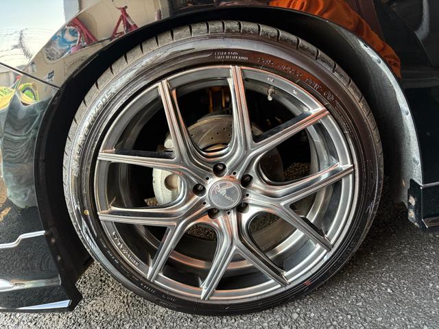 アルファードハイブリッド エグゼクティブラウンジＳ　ＷＡＬＤフルエアロ／ＷＡＬＤ２０インチＡＷ／サンルーフ／メーカーナビＬＢＬ／後席モニター／ビルシュタイン車高調／Ｂｉｏｔブレーキローター／本革シート／シートヒーター・ベンチレーション／衝突軽減装置／（73枚目）