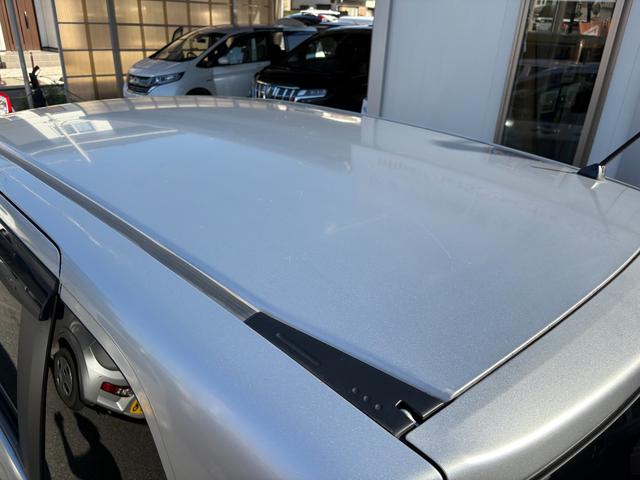 フリード Ｇ　ハイウェイエディション　純正７インチナビ　片側パワースライドドア　Ｂカメラ　ワンセグナビ　ＣＤ／ＤＶＤ再生　取説　スペアキー　マット　純正バイザー　オートエアコン　７人乗り　ヨコハマ８分山タイヤ　跳ね上げ３列目シート（31枚目）