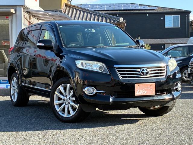 ヴァンガード ２４０Ｓ　Ｓパッケージ　４ＷＤ・７インチナビ・Ｂカメラ・ＥＴＣ・純正ドラレコ・ＤＶＤ再生・Ｂｌｕｅｔｏｏｔｈ接続・フルセグＴＶ・純正サイドバイザー・純正フロアマット・純正アルミ・ステリモ・クルコン・横滑り防止・電動格納ミラー（4枚目）