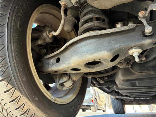 ヴァンガード ２４０Ｓ　Ｓパッケージ　４ＷＤ・７インチナビ・Ｂカメラ・ＥＴＣ・純正ドラレコ・ＤＶＤ再生・Ｂｌｕｅｔｏｏｔｈ接続・フルセグＴＶ・純正サイドバイザー・純正フロアマット・純正アルミ・ステリモ・クルコン・横滑り防止・電動格納ミラー（31枚目）