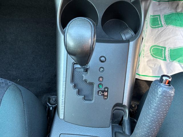 ヴァンガード ２４０Ｓ　Ｓパッケージ　４ＷＤ・７インチナビ・Ｂカメラ・ＥＴＣ・純正ドラレコ・ＤＶＤ再生・Ｂｌｕｅｔｏｏｔｈ接続・フルセグＴＶ・純正サイドバイザー・純正フロアマット・純正アルミ・ステリモ・クルコン・横滑り防止・電動格納ミラー（52枚目）