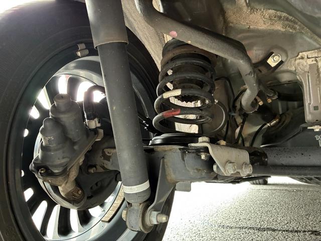 ルーミー カスタムＧ－Ｔ　ワンオーナー／９インチナビ／バックカメラ／ＥＴＣ／フルセグ／Ｂｌｕｅｔｏｏｔｈ／ＤＶＤ再生／両側パワースライドドア／クルーズコントロール／ＬＲシートヒーター／衝突軽減／横滑り防止／コーナーセンサー（32枚目）