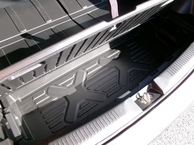 クロスビー ハイブリッドMZ 登録済未使用車 ブラック2トーンルーフ スズキコネクトナビ 全方位カメラ HDMI シートヒーター ステアリングヒーター 消灯軽減ブレーキ BSM クルーズコントロール スペアキー 取扱説明書(70枚目)