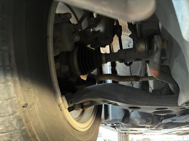 プリウス Ｓセーフティプラス　純正ナビ／ＥＴＣ／バックカメラ／前後ドラレコ／フルセグ／ＣＤ・ＤＶＤ／Ｂｌｕｅｔｏｏｔｈ／車線逸脱防止／クリアランスソナー／パーキングアシスト／オートハイビーム／横滑り防止／／スペアキー／取説／保証書（27枚目）