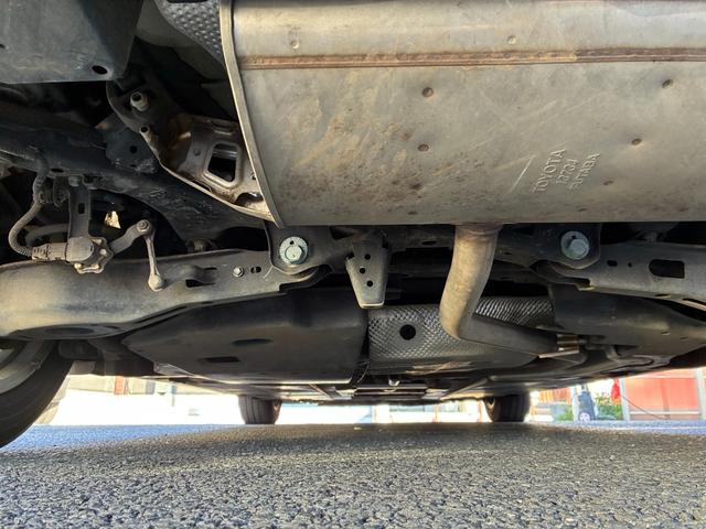 プリウス Ｓセーフティプラス　純正ナビ／ＥＴＣ／バックカメラ／前後ドラレコ／フルセグ／ＣＤ・ＤＶＤ／Ｂｌｕｅｔｏｏｔｈ／車線逸脱防止／クリアランスソナー／パーキングアシスト／オートハイビーム／横滑り防止／／スペアキー／取説／保証書（28枚目）