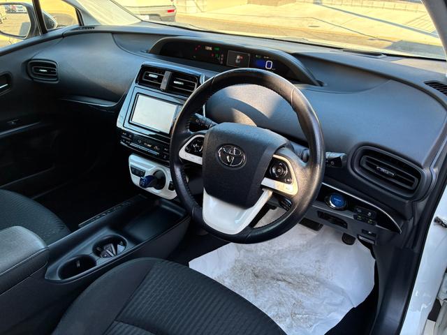 プリウス Ｓセーフティプラス　純正ナビ／ＥＴＣ／バックカメラ／前後ドラレコ／フルセグ／ＣＤ・ＤＶＤ／Ｂｌｕｅｔｏｏｔｈ／車線逸脱防止／クリアランスソナー／パーキングアシスト／オートハイビーム／横滑り防止／／スペアキー／取説／保証書（36枚目）