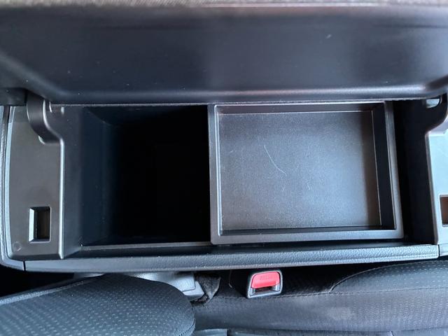 プリウス Ｓセーフティプラス　純正ナビ／ＥＴＣ／バックカメラ／前後ドラレコ／フルセグ／ＣＤ・ＤＶＤ／Ｂｌｕｅｔｏｏｔｈ／車線逸脱防止／クリアランスソナー／パーキングアシスト／オートハイビーム／横滑り防止／／スペアキー／取説／保証書（51枚目）