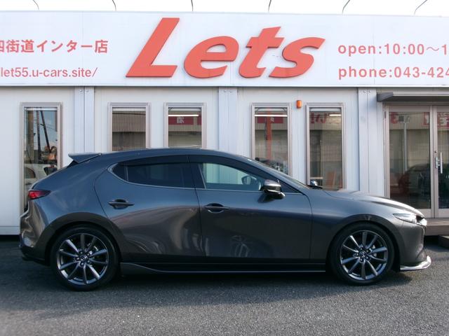 MAZDA3ファストバック 20S Lパッケージ ユーザー買取車/マツダコネクトナビ/TV/DVD/ETC/全方位モニター/BOSEサウンド12スピーカー/純正フルエアロ/衝突軽減装置/追従クルコン/シートヒーター/黒革シート/ローダウン(5枚目)