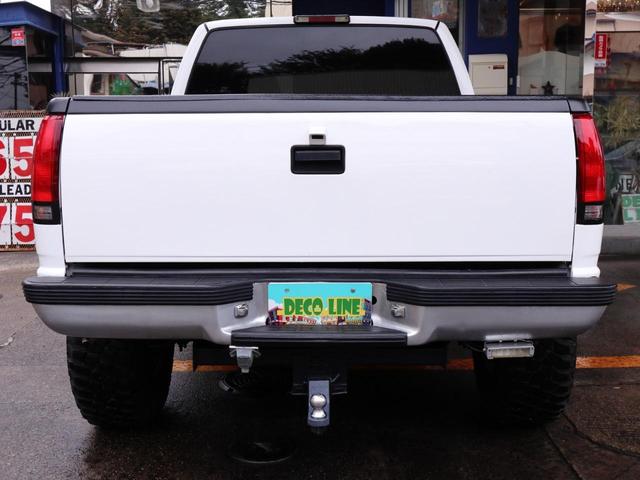 ＧＭＣ Ｋ－１５００ ベースグレード　Ｋ－１５００　エクストラキャブ　４ＷＤ　シボレーフェイス変更　リフトアップ　ＸＥＮＯＮオーバーフェンダー　ヘッドライナー　ヒッチメンバー　令和５年整備時交換部品あり　オールペン　ホイールチッピング塗装（32枚目）