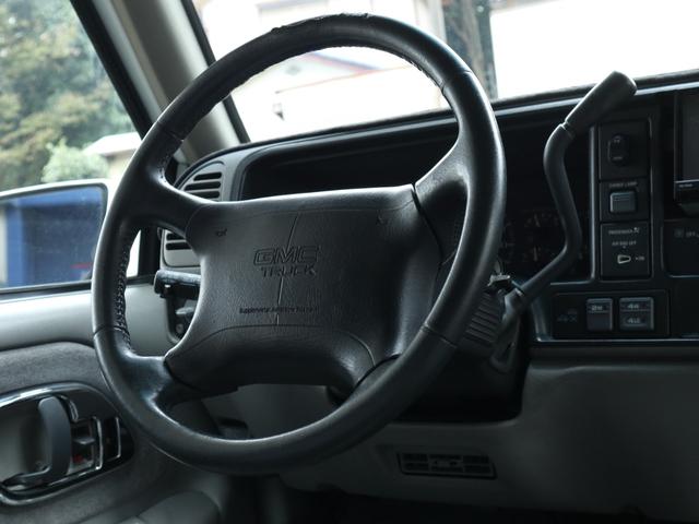 ＧＭＣ Ｋ－１５００ ベースグレード　Ｋ－１５００　エクストラキャブ　４ＷＤ　シボレーフェイス変更　リフトアップ　ＸＥＮＯＮオーバーフェンダー　ヘッドライナー　ヒッチメンバー　令和５年整備時交換部品あり　オールペン　ホイールチッピング塗装（61枚目）