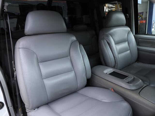 ＧＭＣ Ｋ－１５００ ベースグレード　Ｋ－１５００　エクストラキャブ　４ＷＤ　シボレーフェイス変更　リフトアップ　ＸＥＮＯＮオーバーフェンダー　ヘッドライナー　ヒッチメンバー　令和５年整備時交換部品あり　オールペン　ホイールチッピング塗装（67枚目）