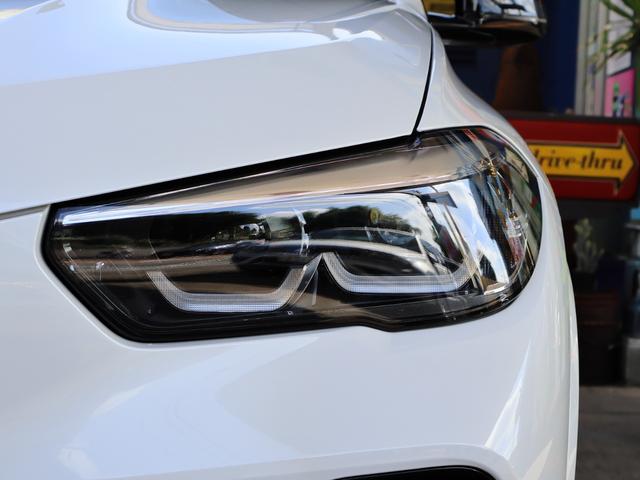 Ｘ５ ｘＤｒｉｖｅ　３５ｄ　Ｍスポーツ　電子制御アダプティブサスペンション　パノラマサンルーフ　ハーマンカードン　ミネラルホワイト　ブラウン内装　ＡＣシュニッツァーフロントスポイラー　ＴＷＳ２１インチ　Ｍドアミラー　オートテールゲート（27枚目）