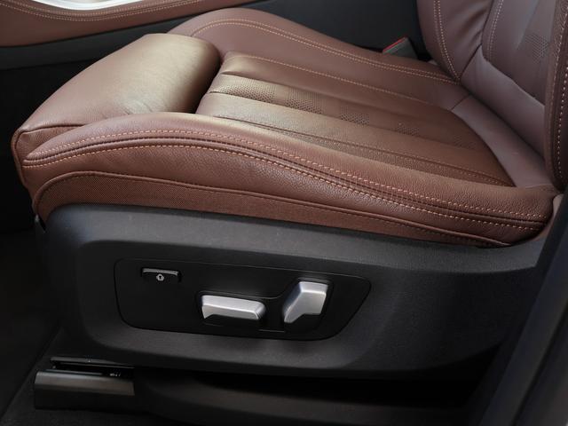 Ｘ５ ｘＤｒｉｖｅ　３５ｄ　Ｍスポーツ　電子制御アダプティブサスペンション　パノラマサンルーフ　ハーマンカードン　ミネラルホワイト　ブラウン内装　ＡＣシュニッツァーフロントスポイラー　ＴＷＳ２１インチ　Ｍドアミラー　オートテールゲート（50枚目）