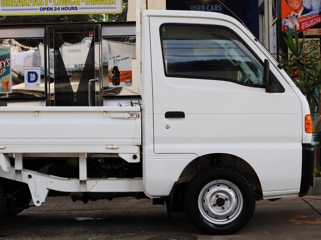 キャリイトラック キンタロウWA 金太郎ダンプ4WD 5速+EL パートタイム4WD(後輪駆動ベース) NEWタイヤ装着 取説記録簿 検令和8年9月 ドアバイザー サイドシルスカッフ リヤゲートチェーン デフロック アクセルロック(17枚目)