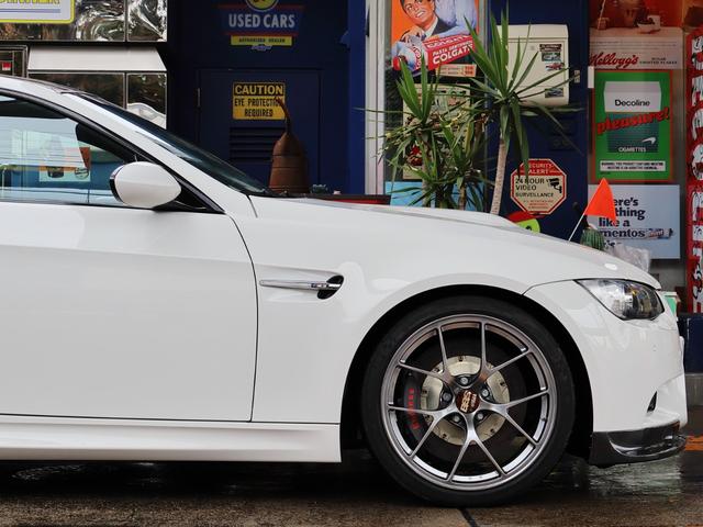 Ｍ３ Ｍ３クーペ　Ｇ－ＰＯＷＥＲ　ＳＫＩスーパーチャージャーシステム　ＥＮＤＬＥＳＳレーシングＭＯＮＯブレーキ　アラゴスタ車高調×エアサス　３Ｄデザイン　ＨＫＳ　ＣＡＭＰ２　　ワンオフマフラー（20枚目）