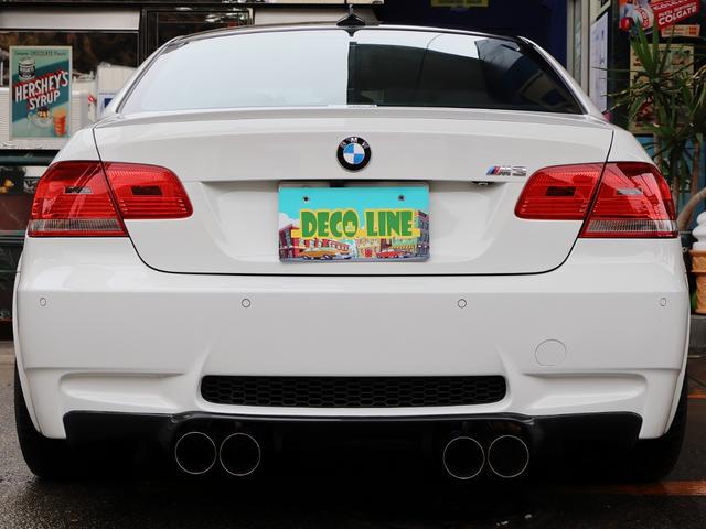 Ｍ３ Ｍ３クーペ　Ｇ－ＰＯＷＥＲ　ＳＫＩスーパーチャージャーシステム　ＥＮＤＬＥＳＳレーシングＭＯＮＯブレーキ　アラゴスタ車高調×エアサス　３Ｄデザイン　ＨＫＳ　ＣＡＭＰ２　　ワンオフマフラー（26枚目）