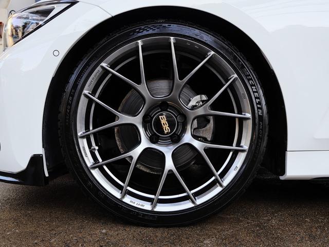 ＢＢＳ　ＲＥ−Ｖ７　１９インチ　ダイヤモンドブラック（￥６００．０００−）ミシュランパイロットスポーツ５（￥２００．０００−）渋すぎます！ワンピースのプラチナブラックが足元を輝かせます。