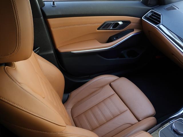 オートローンはお支払い回数もお客様のご都合に合わせてお選びいただけます。ボーナス併用の有無などお客様の懐事情を考えた設定も可能です。頭金なしでもお申込みいただけます。まずはご相談ください。