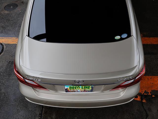 ＬＳ ＬＳ４６０　バージョンＳＺ　中期　Ｃａｒｌｓｓｏｎ２０インチ　ＳＲ　Ｓクロージャ―　アルカンタラルーフライナーＦＳＲスカート＆Ｔスポイラー　Ｐサウンド　黒革シート　シートヒーター＆ベンチレーション　Ａトランク（40枚目）